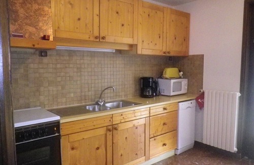 Seytroux Apartment | Ground floor apartment in chalet