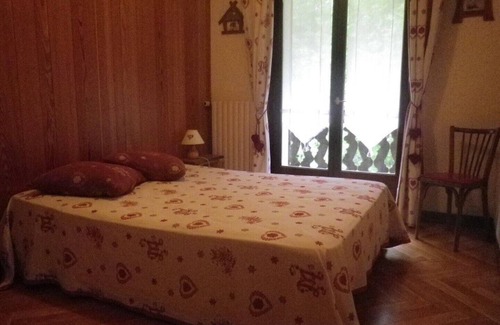 Seytroux Apartment | Ground floor apartment in chalet