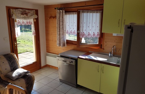 Tendon Ski Chalet | Ground floor apartment in Vosges chalet overlooking the valley.