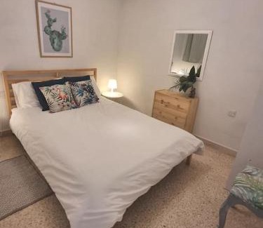 San Tumas Apartment | Ground floor apartment 3 min walk from the sea