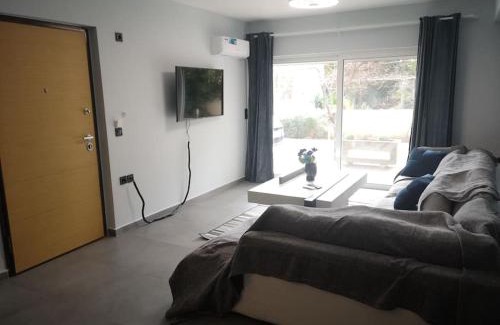 Chalandri Apartment | Ground floor apt. with garden, Timfristou 86 Chalandri