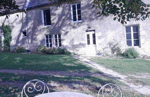 Parigny-les-Vaux Apartment | Ground-floor château apartment, view side