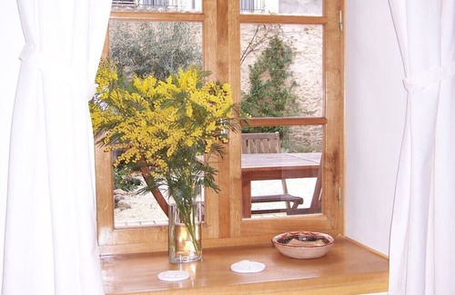 Ceret Apartment | Ground floor garden apartment (+ optional studio), quiet central location