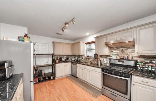 Barker House | Ground Floor Suite fast WiFi&TV