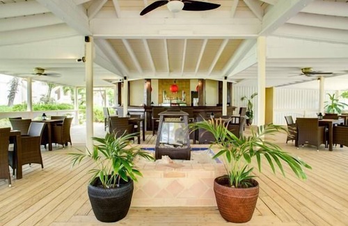 Wheeland Settlement Condo | Ground floor 3 bedroom pool, hot tub private beach wifi sleeps 6