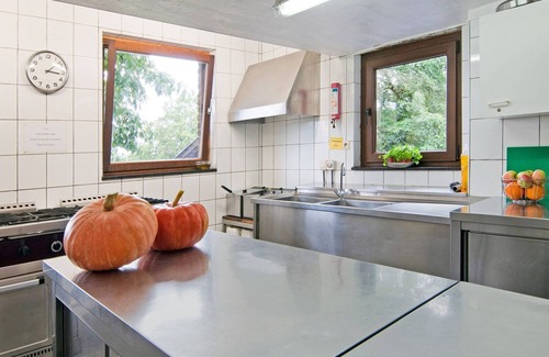 Sart-lez-Spa Cottage | Group Cottage in Jalhay, Spa