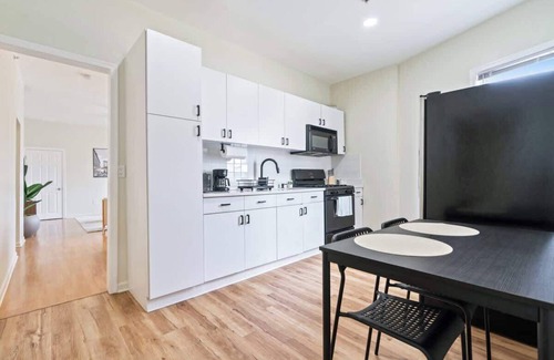 North Bergen Apartment | Group Retreat 15Min > NYC, MetLife, Mall + Parking