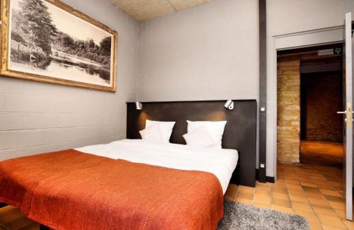 Sainte-Cecile House | Group Retreat with Spa