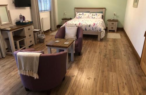Harleston Bed & Breakfast | Grove Barn Bed and Breakfast