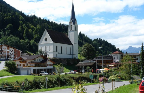 Silbertal Apartment | Grüaß Di, welcome to the most personal vacation destination. Recreation, fun,