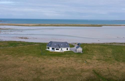 Eochar House | Gualan Sands