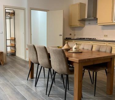 Ronse House | Guanto vakantiewoning