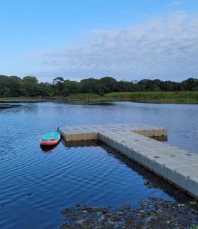 Guarajuba Apartment | Guarajuba feitoparavoce - Lindo flat, conforto e lazer na beira do lago, próximo a praia, na melhor localização de Guarajuba