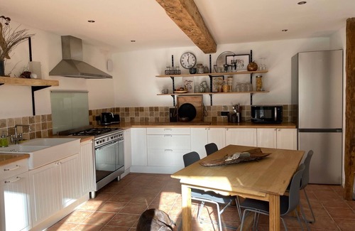 Echallat House | Guaranteed peace and quiet in the heart of the Charente vineyards