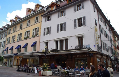 Annecy Old Town Apartment | Guest Beautiful studio annecy lake