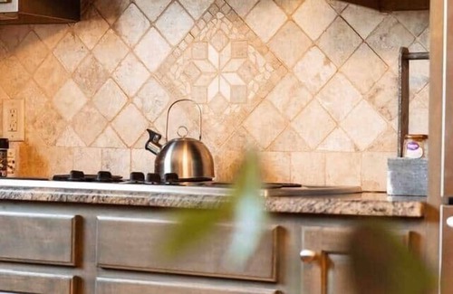 Paris Other | Guest Home on Historic Horse Farm