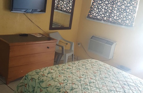 Jeff-Vander-Lou Hotel | Guest Host Motel