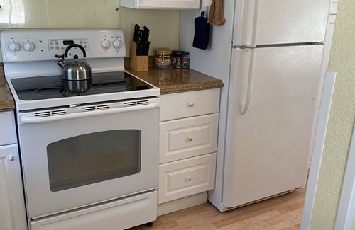 Pottersville House | Guest House 10 miles from West Plains MO and 8 miles to North Fork river venue