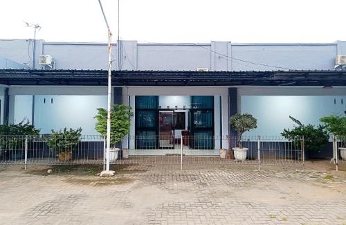 Pekalongan House | Guest House AA Syariah by Hello Room
