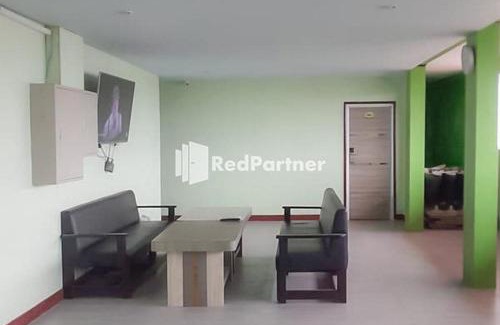 Pangkalan Bun Hotel | Guest House Anak Raja Pangkalan Bun Syariah Mitra RedDoorz