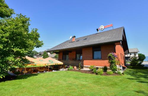 Zerjavka House | Guest House Bakhus