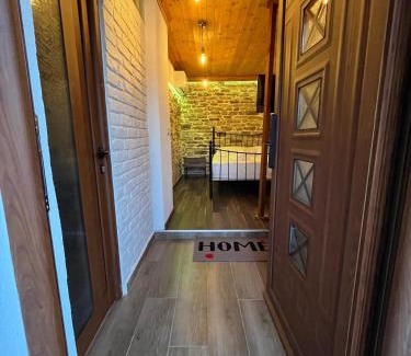 Gjirokaster House | Guest House Bala