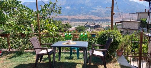 Gjirokaster House | Guest House Bala