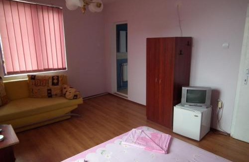 Belogradchik House | Guest House Bedrock