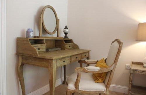 Cheltenham Apartment | Guest house close to station