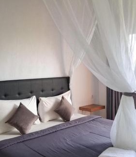 Labuan Bajo House | Guest House d Valeri
