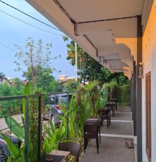 Labuan Bajo House | Guest House d Valeri