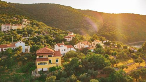 Valun House | Guest House Donatela
