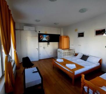 Ohrid Apartment | Guest House Gina