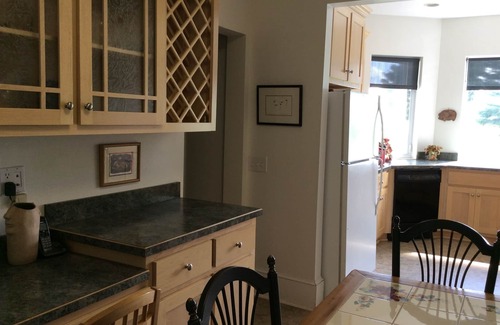 Tazewell House | Guest House in Burkes Garden VA on the Appalachian Trail and Va Bike Trail