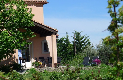 Verzeille Cottage | Guest house in the heart of nature, with horses and shared pool,15 min from Carcassone