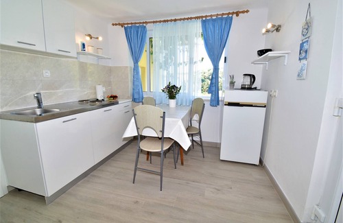 Srebreno House | Guest House Kanjuo