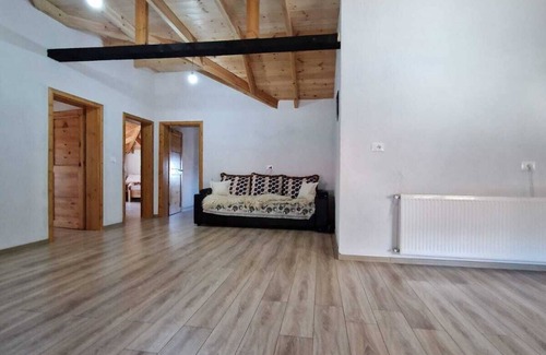 Kala e Dodes House | Guest House Korabi