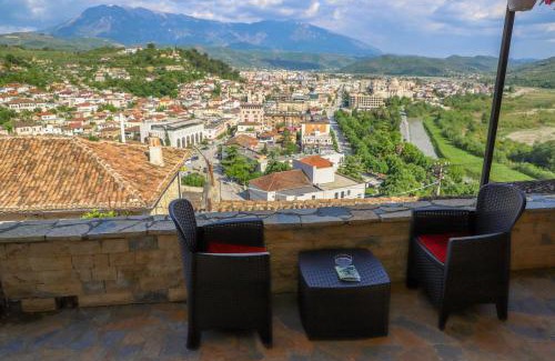 Berat House | Guest House LION