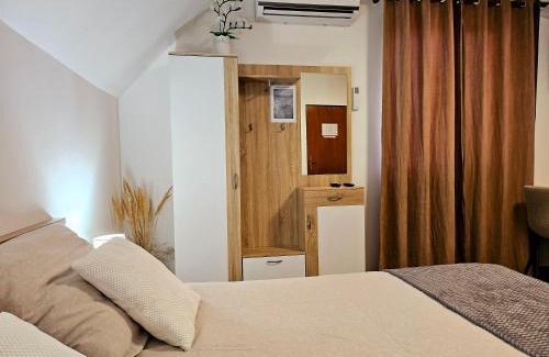 Poljanak House | Guest House Lisina