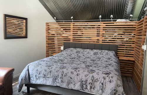 Stafford - Tualatin Valley House | Guest House located in between Lake Oswego and West Linn. 20 Minutes