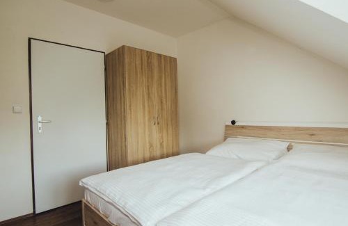 Lestina House | Guest House Na Hřišti