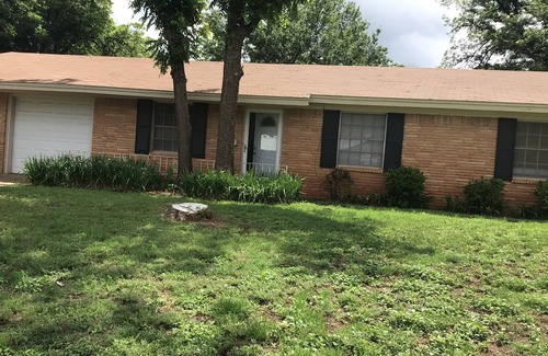 Abilene House | Guest House on Glendale