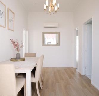 Nelson Apartment | Guest House on Grove - short walk to Nelson city centre