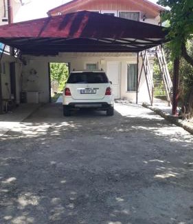 Salkhino House | guest house QEDI