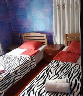 Lalkhori House | Guest House Tengo
