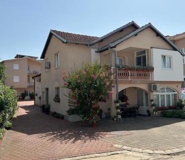 Medjugorje House | Guest House Zarko & Mara