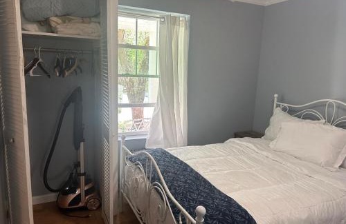 Park Hill Apartment | Guest Suite - 21 mins to New York City - 6 guests