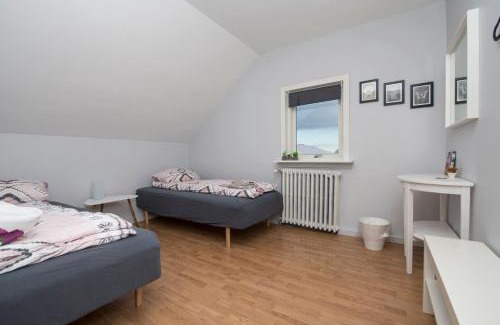 Grundarfjordur House | Guesthouse 43