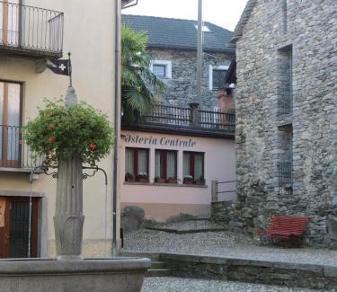 Intragna House | Guesthouse "Castello del Nucleo"