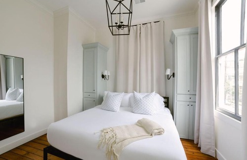 Cannonborough Elliotborough Apartment | Guesthouse Charleston EAST 46 H